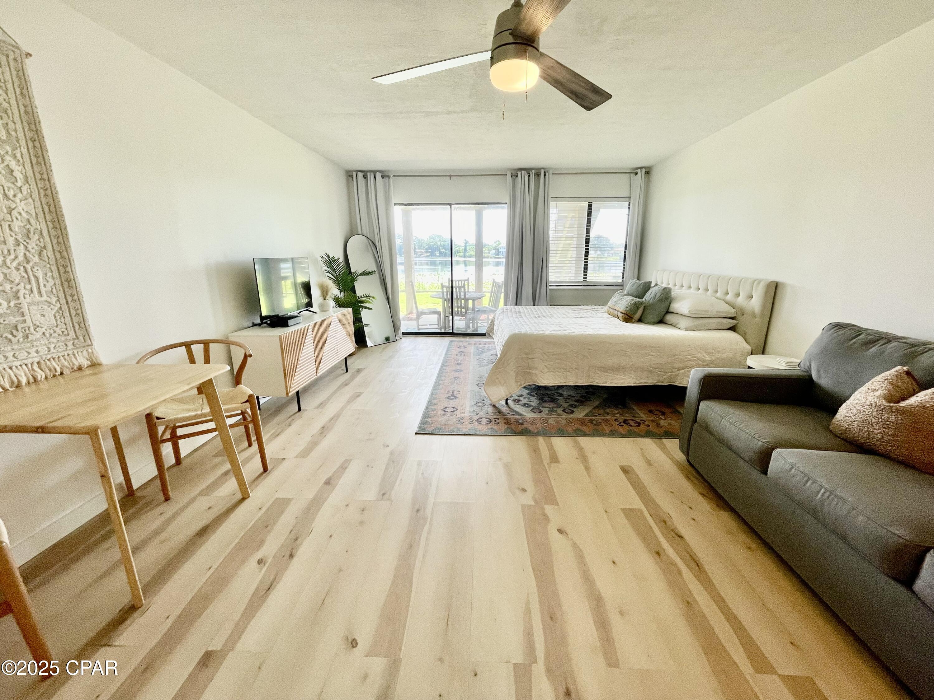 Lullwater Beach - Residential