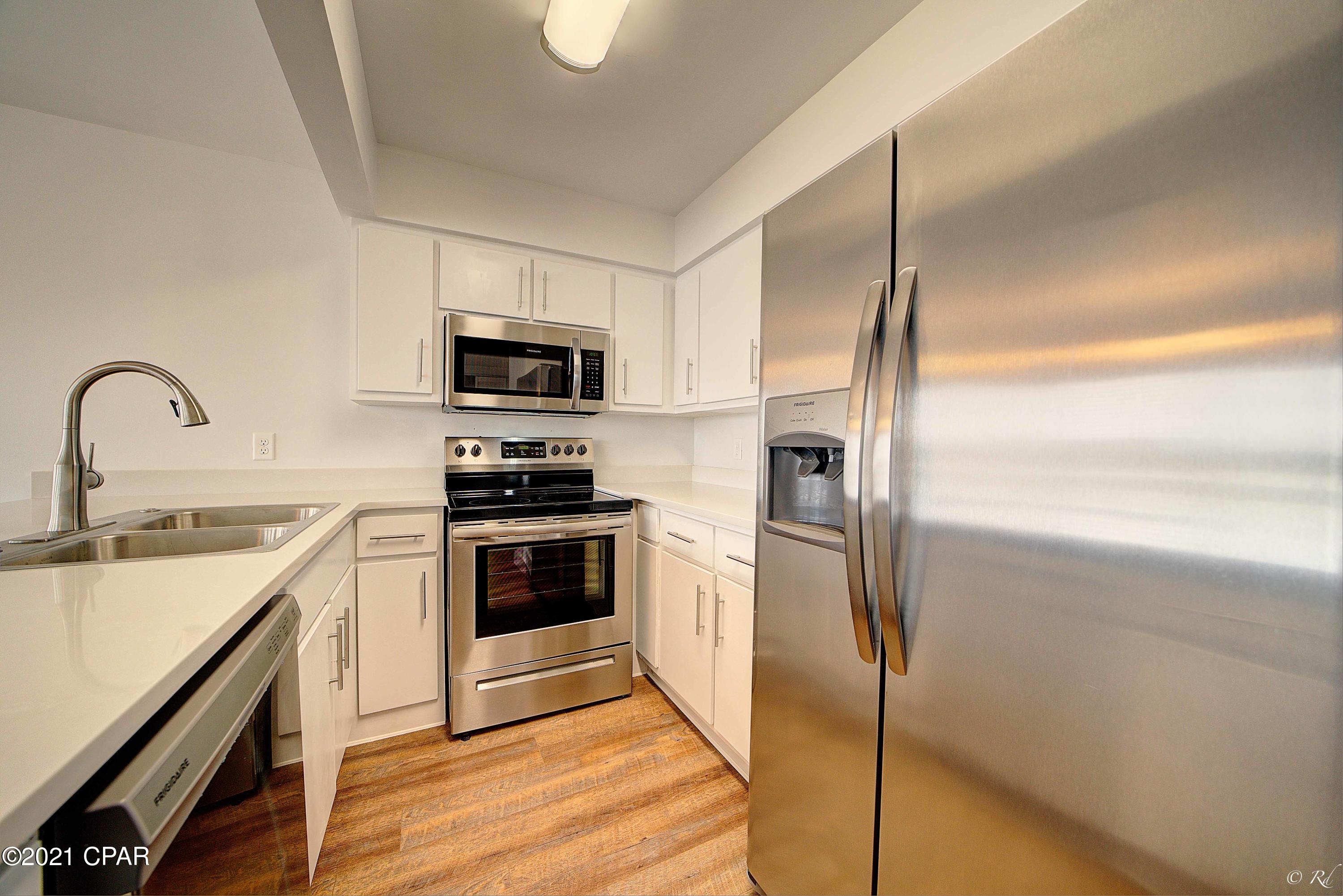 Bayou Pointe Villas - Residential Lease