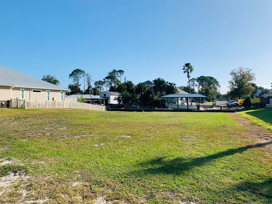 GREAT BUILDING LOT NOW AVAILABLE IN DOLPHIN BAY SUBDIVISION!!

This is your chance to own a building lot in the desirable, very well maintained, beautiful, gated neighborhood/community of Dolphin Bay which includes access to  the privately owned marina and yacht club!

 Lot is cleared and ready to build! Survey and Elevation Certificate are available upon request. House plans are available as a BONUS!!!