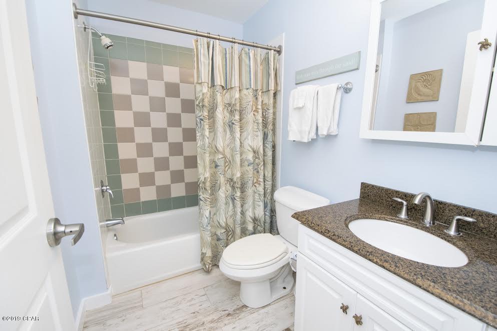 Gulf Place Town Center East - Residential