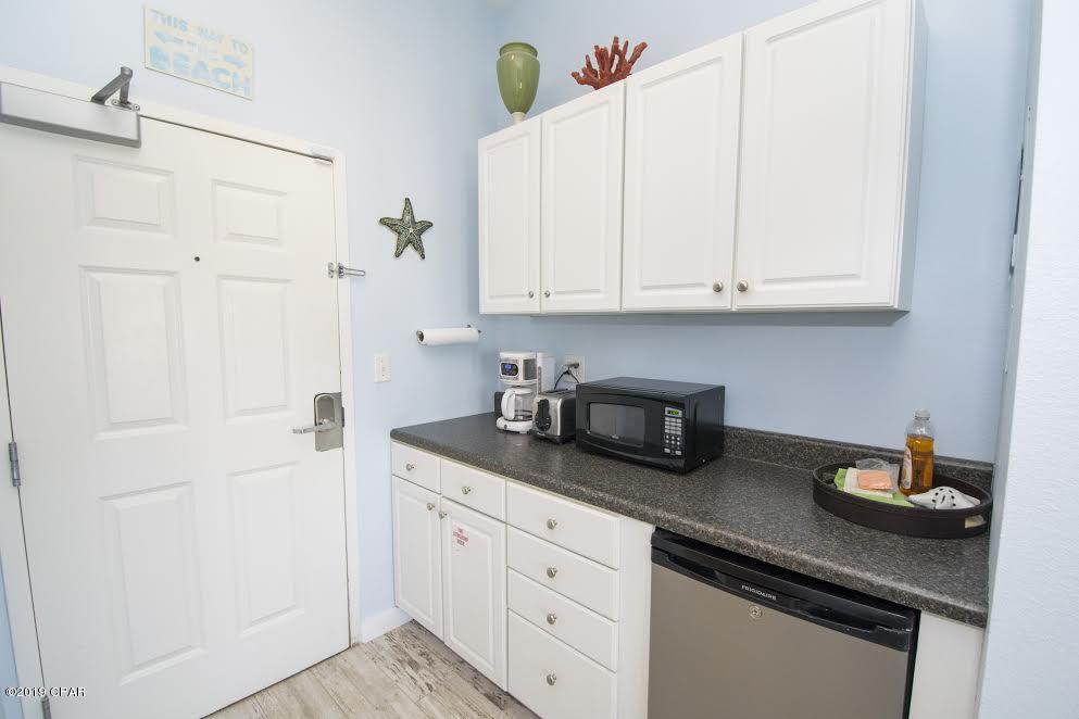 Gulf Place Town Center East - Residential