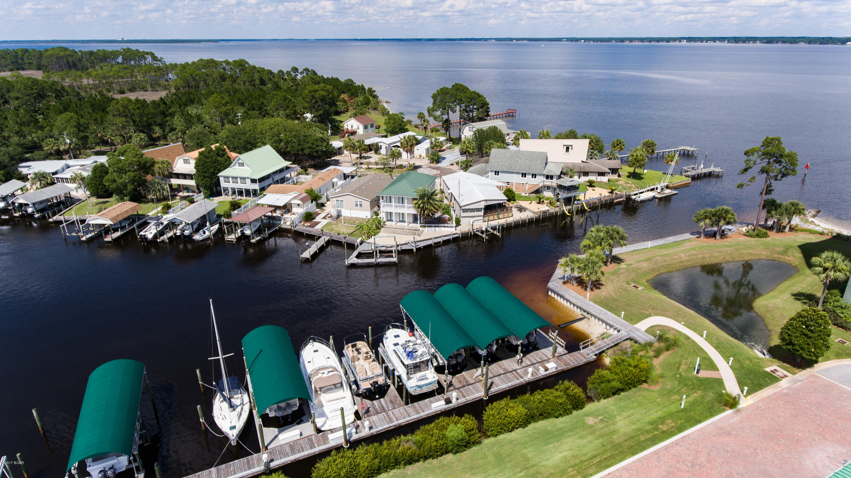 Hibiscus By The Bay - Residential
