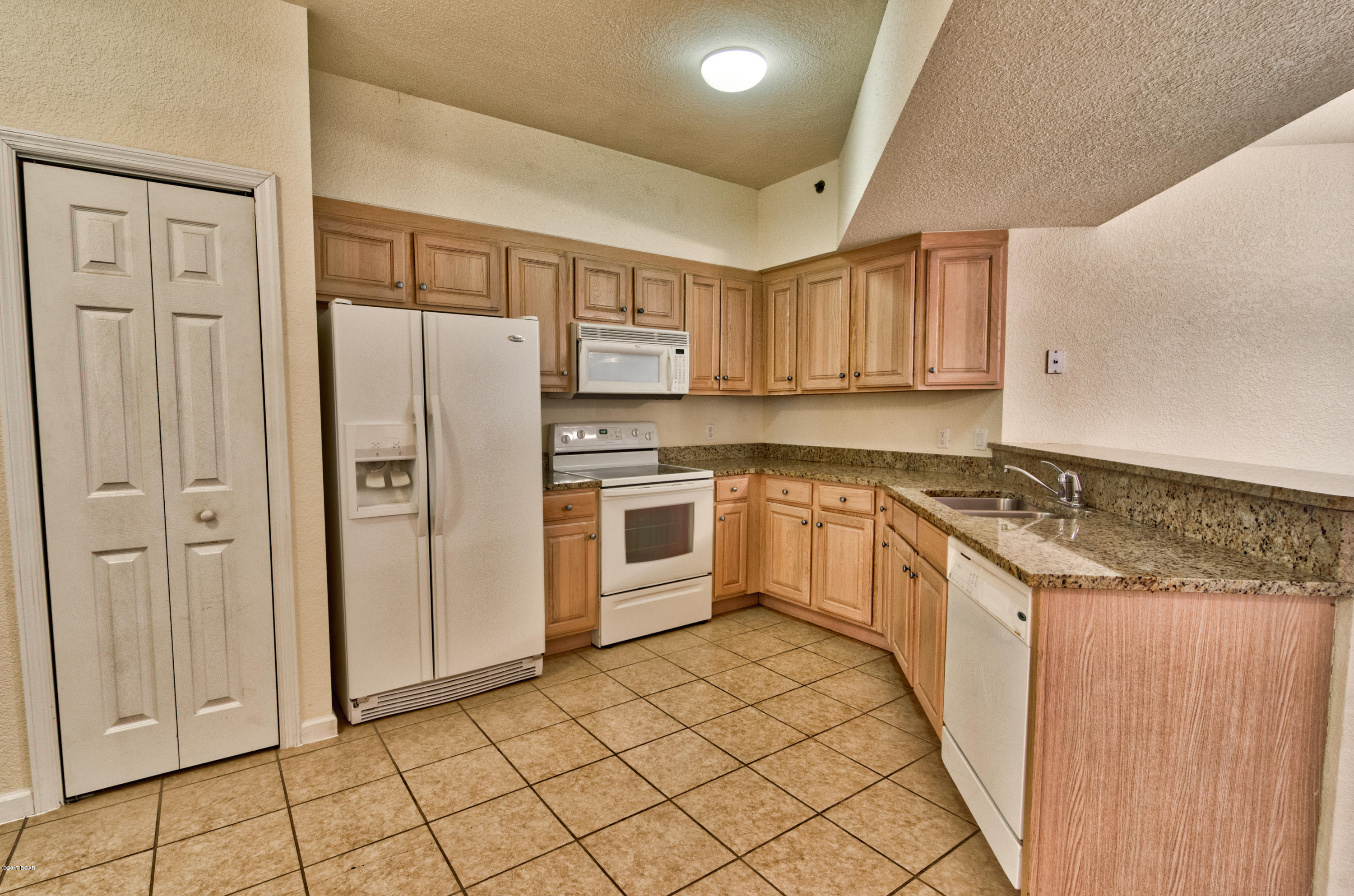 Hibiscus By The Bay - Residential