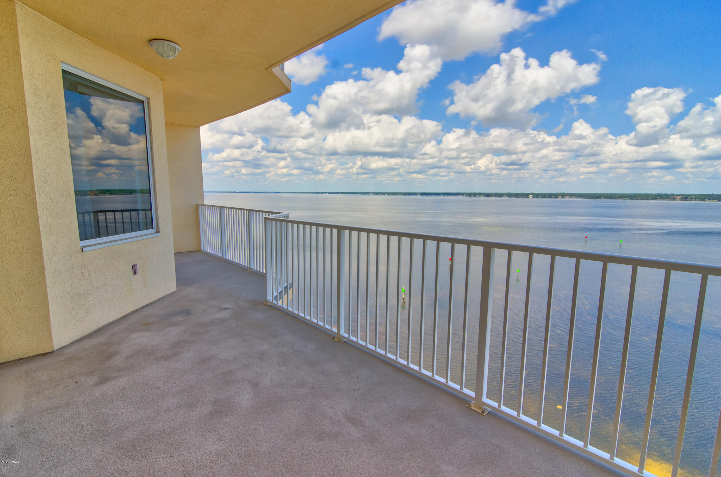 Hibiscus By The Bay - Residential