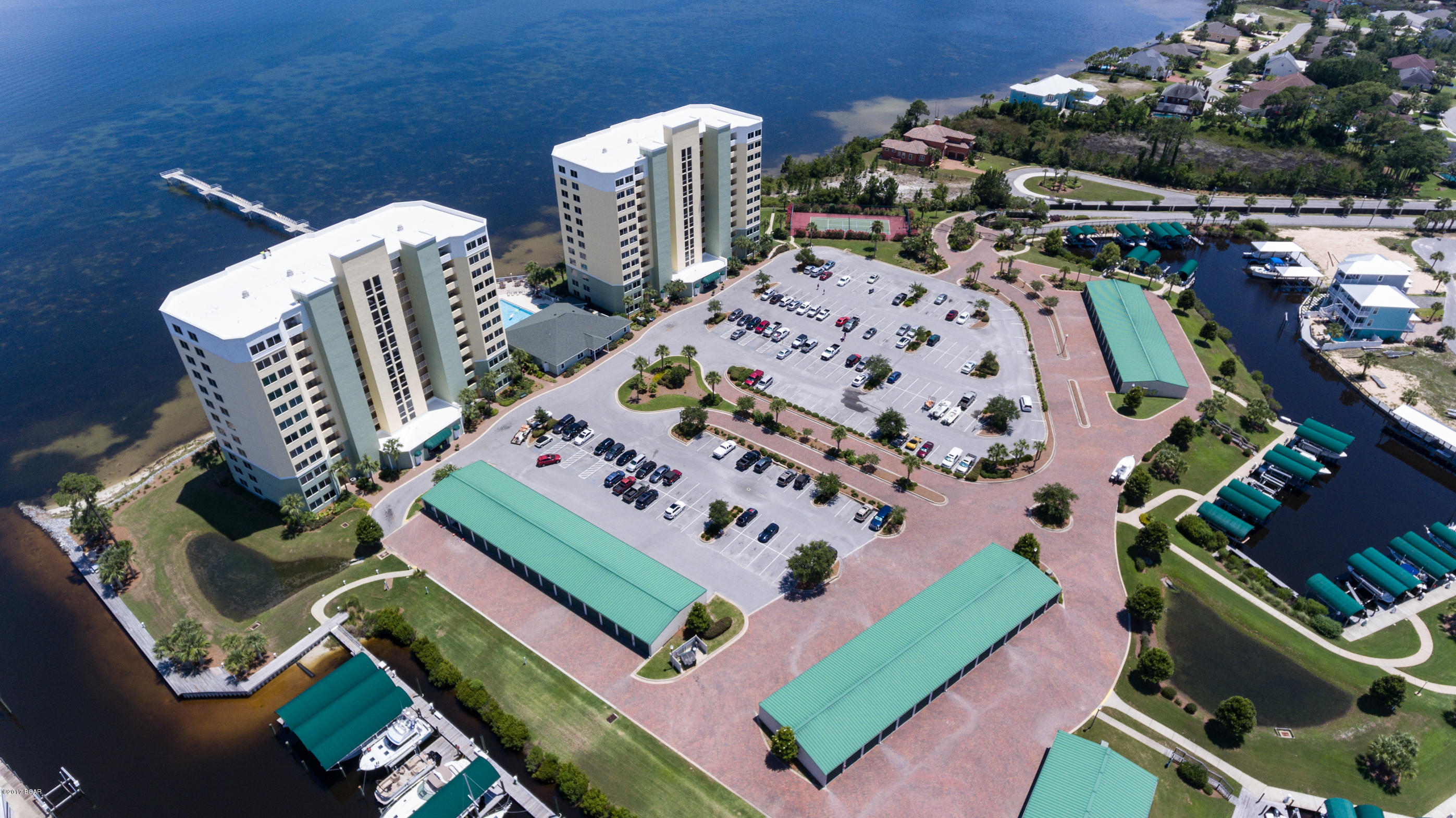 Hibiscus By The Bay - Residential