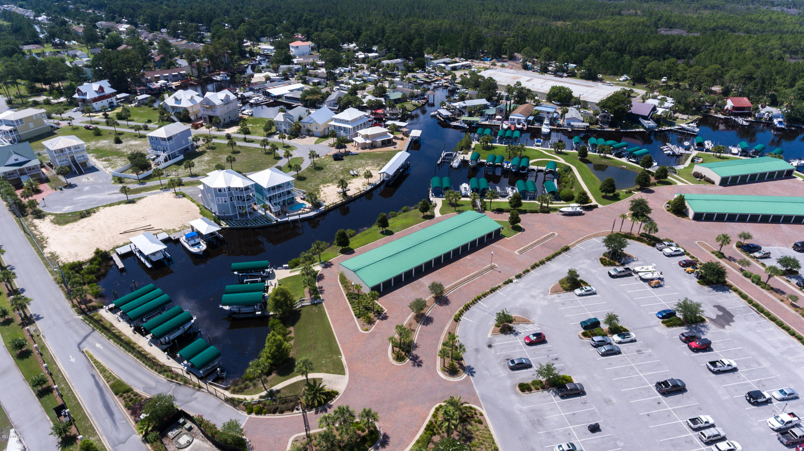 Hibiscus By The Bay - Residential