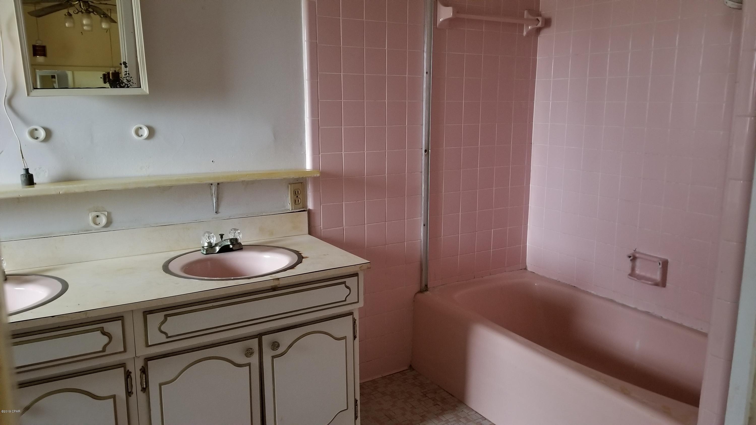 Cedar Creek Heights - Residential