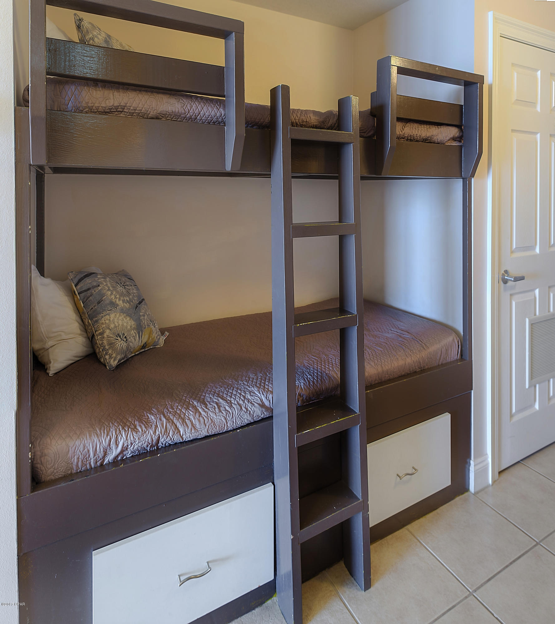 Calypso Towers I - Residential