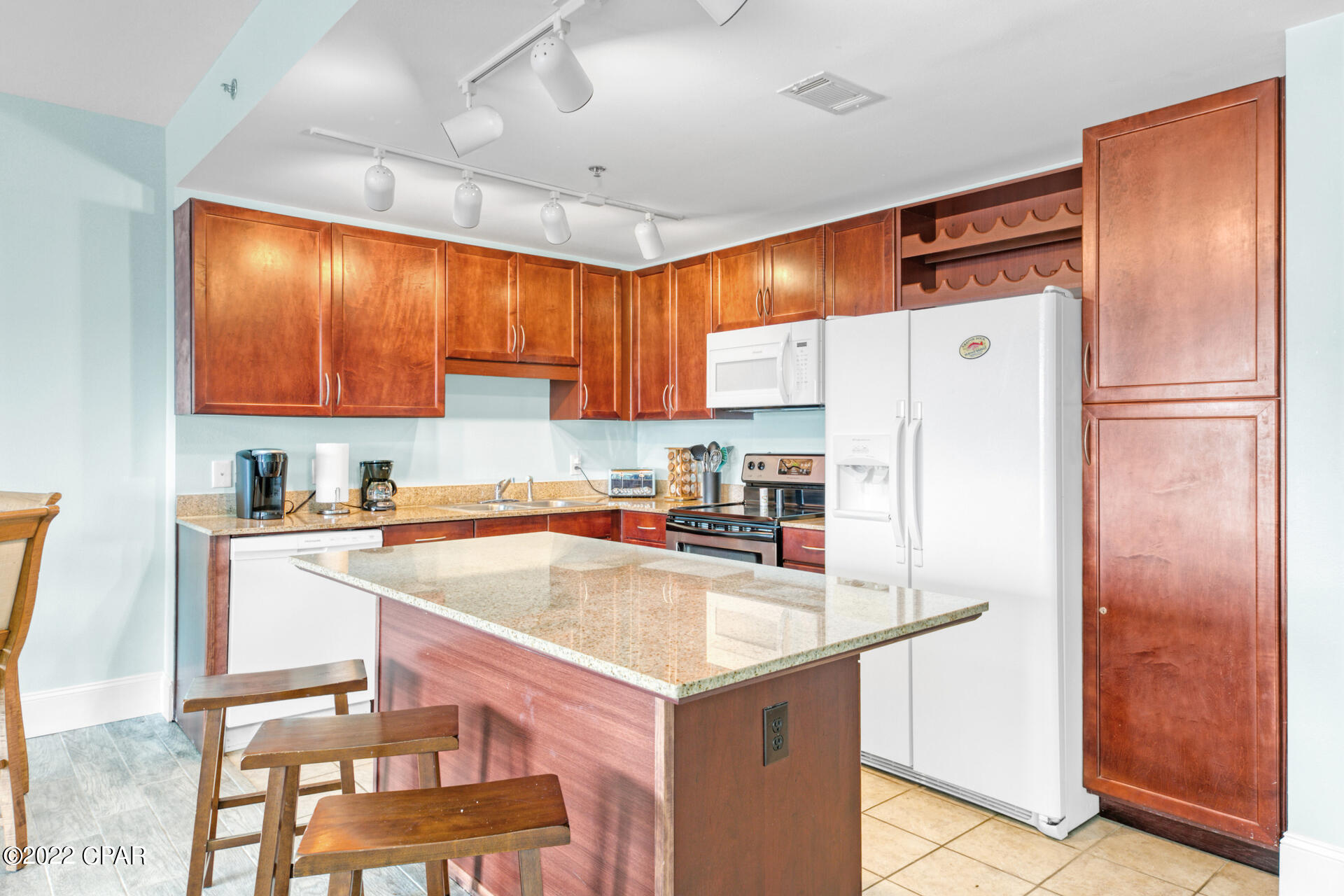 Laketown Wharf - Residential