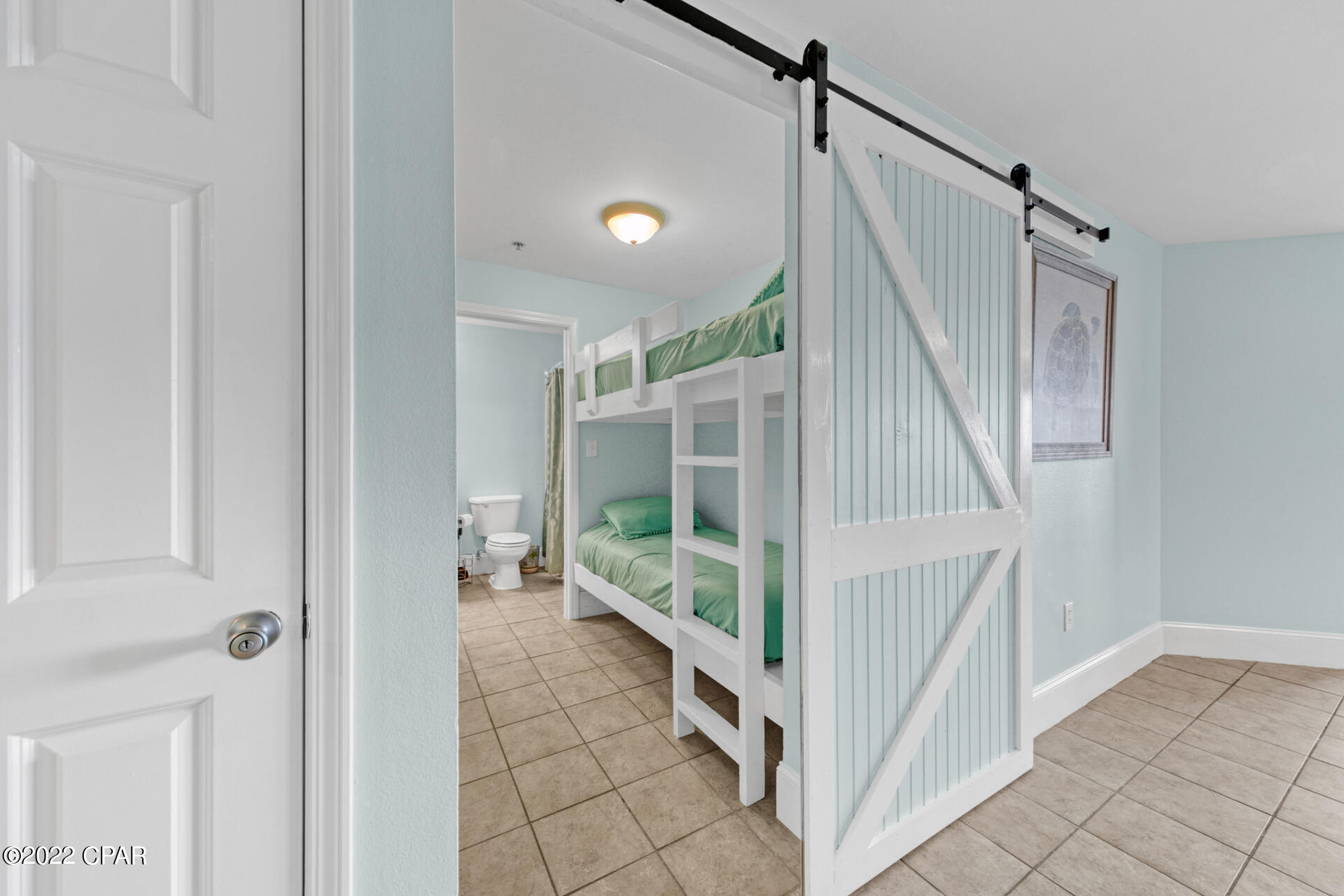 Laketown Wharf - Residential