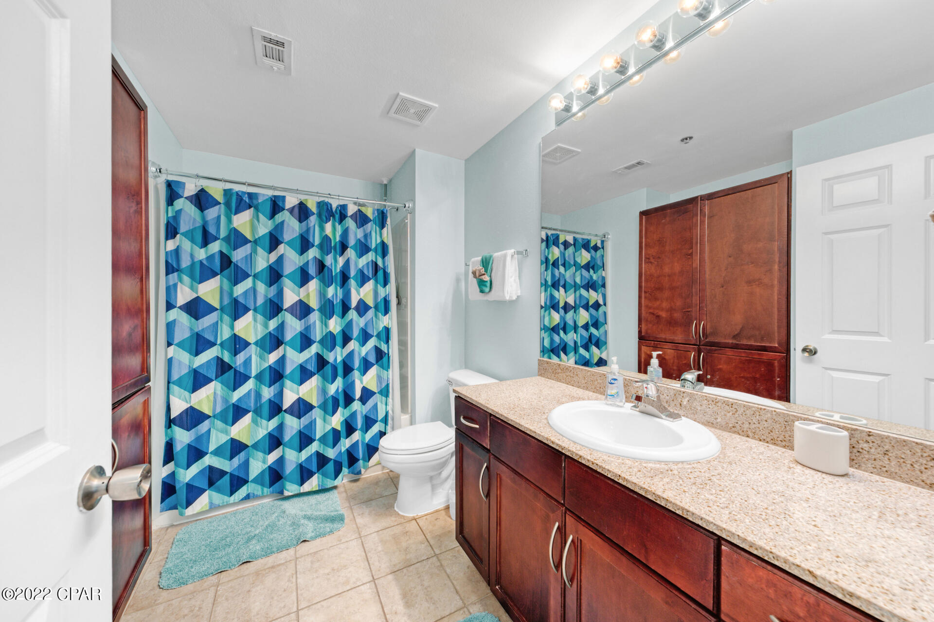 Laketown Wharf - Residential