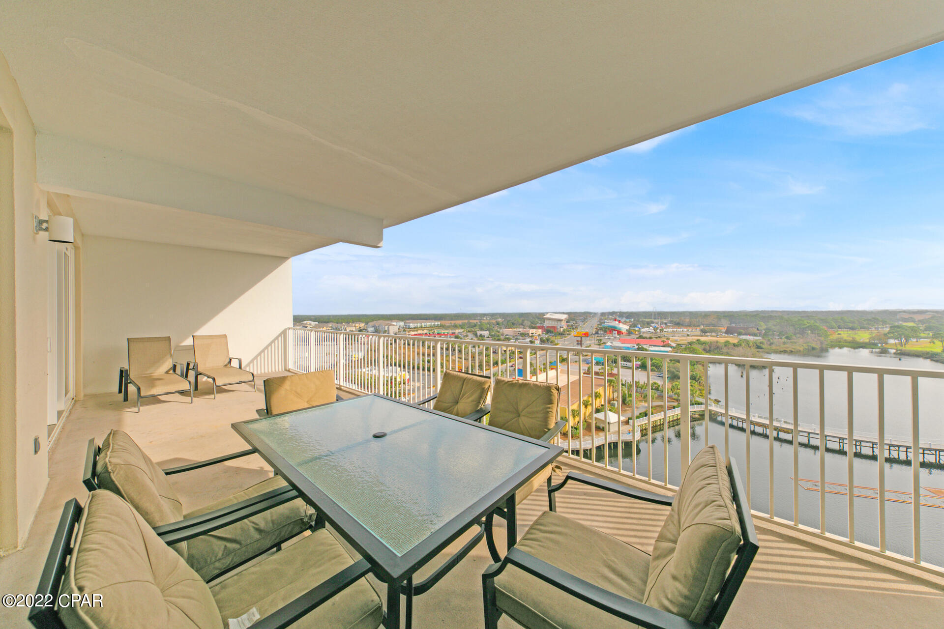 Laketown Wharf - Residential