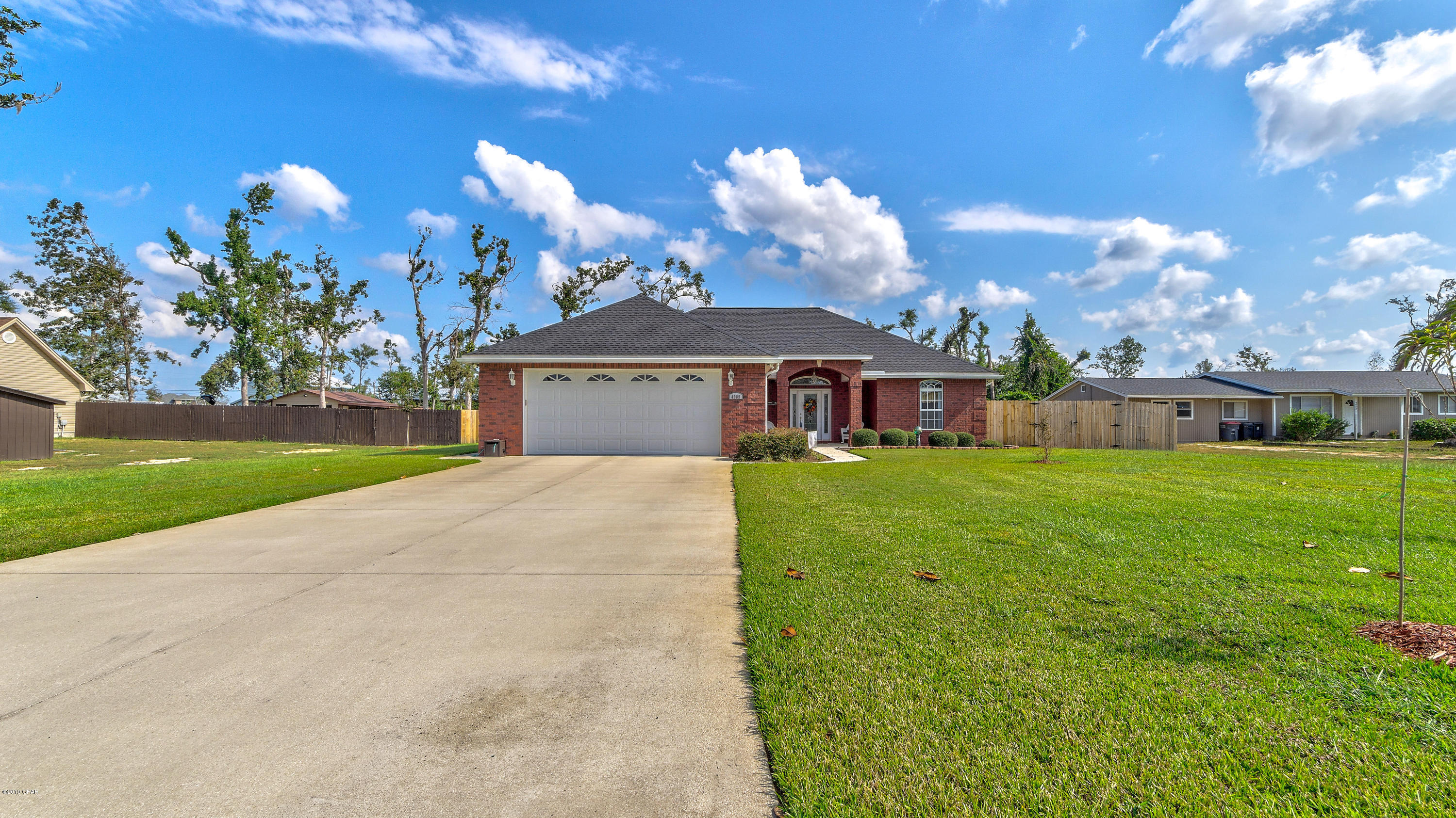 Lake Forest Estates - Residential