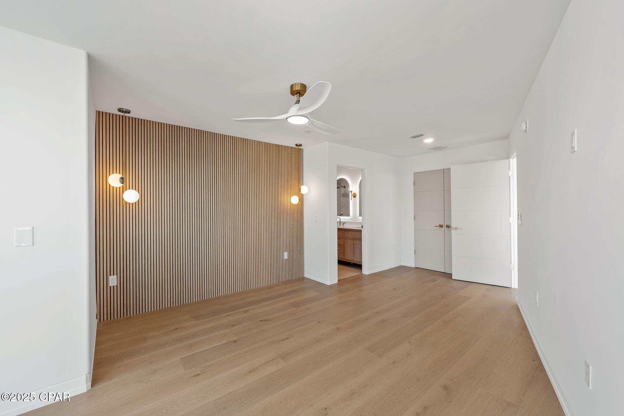 Laketown Wharf - Residential