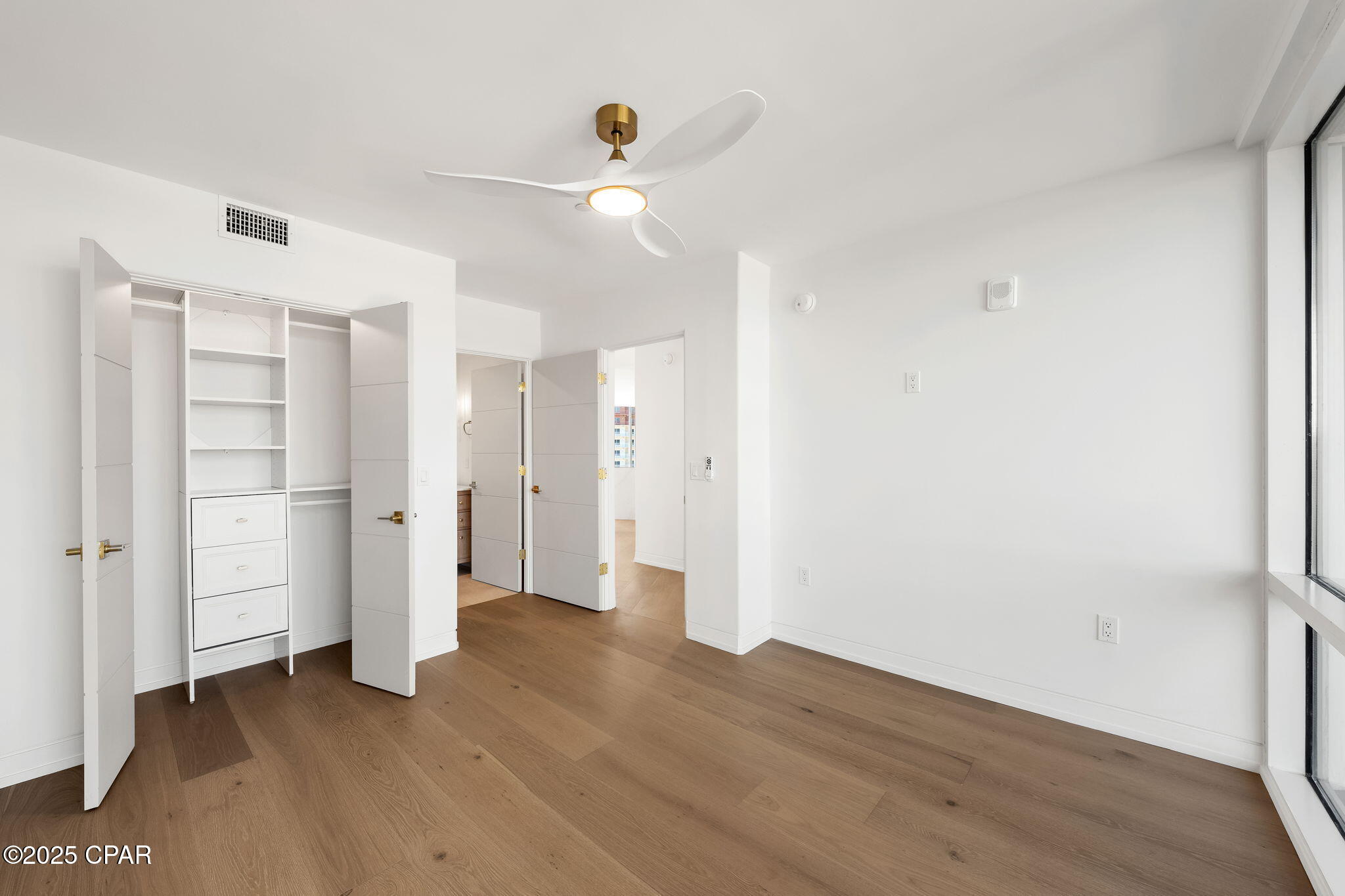 Laketown Wharf - Residential