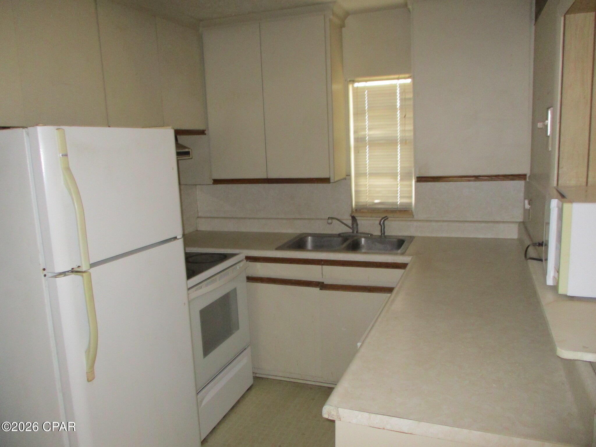 Hentz 1st Add Unit B - Residential