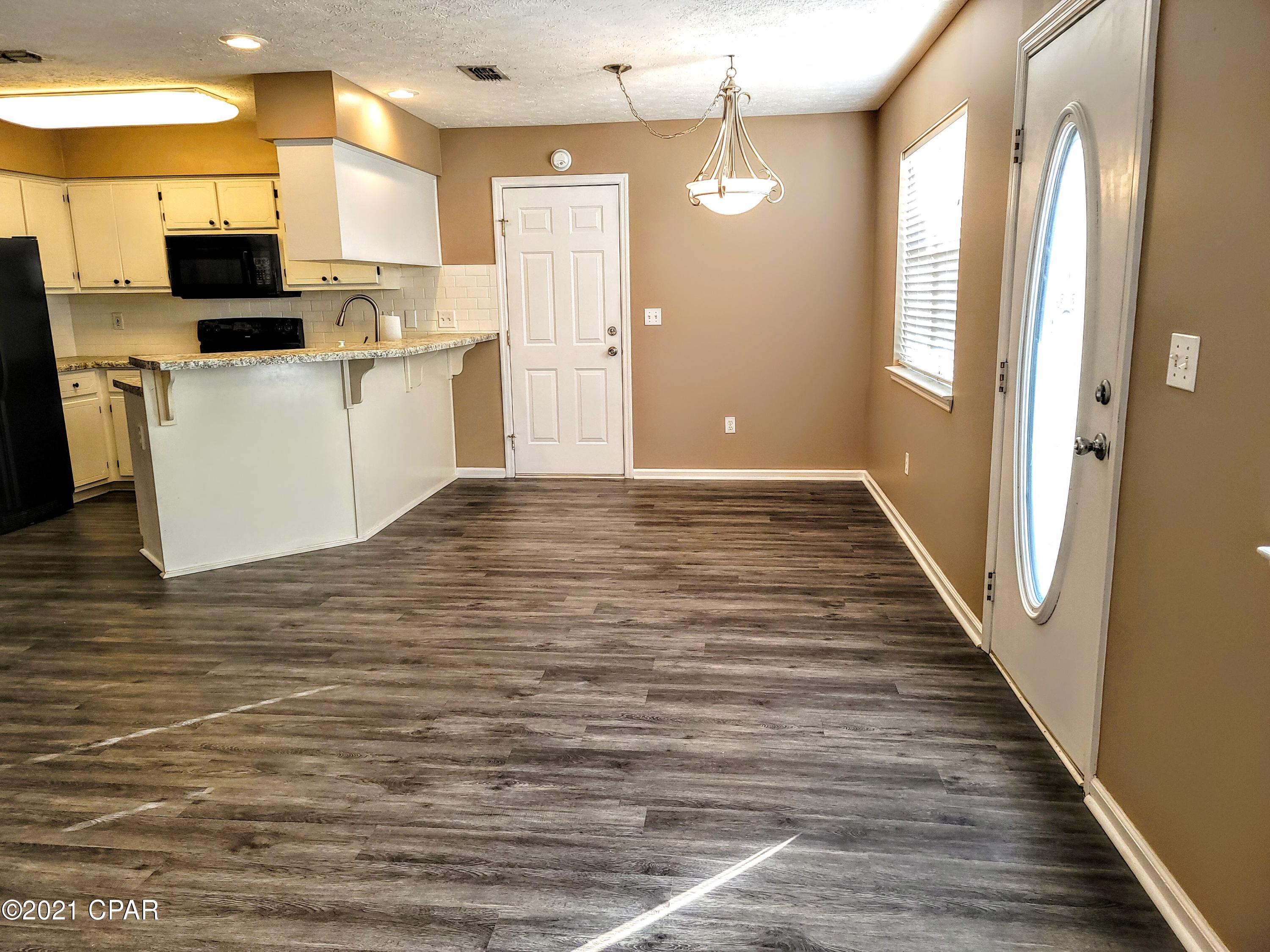 Venetian Villa - Residential Lease