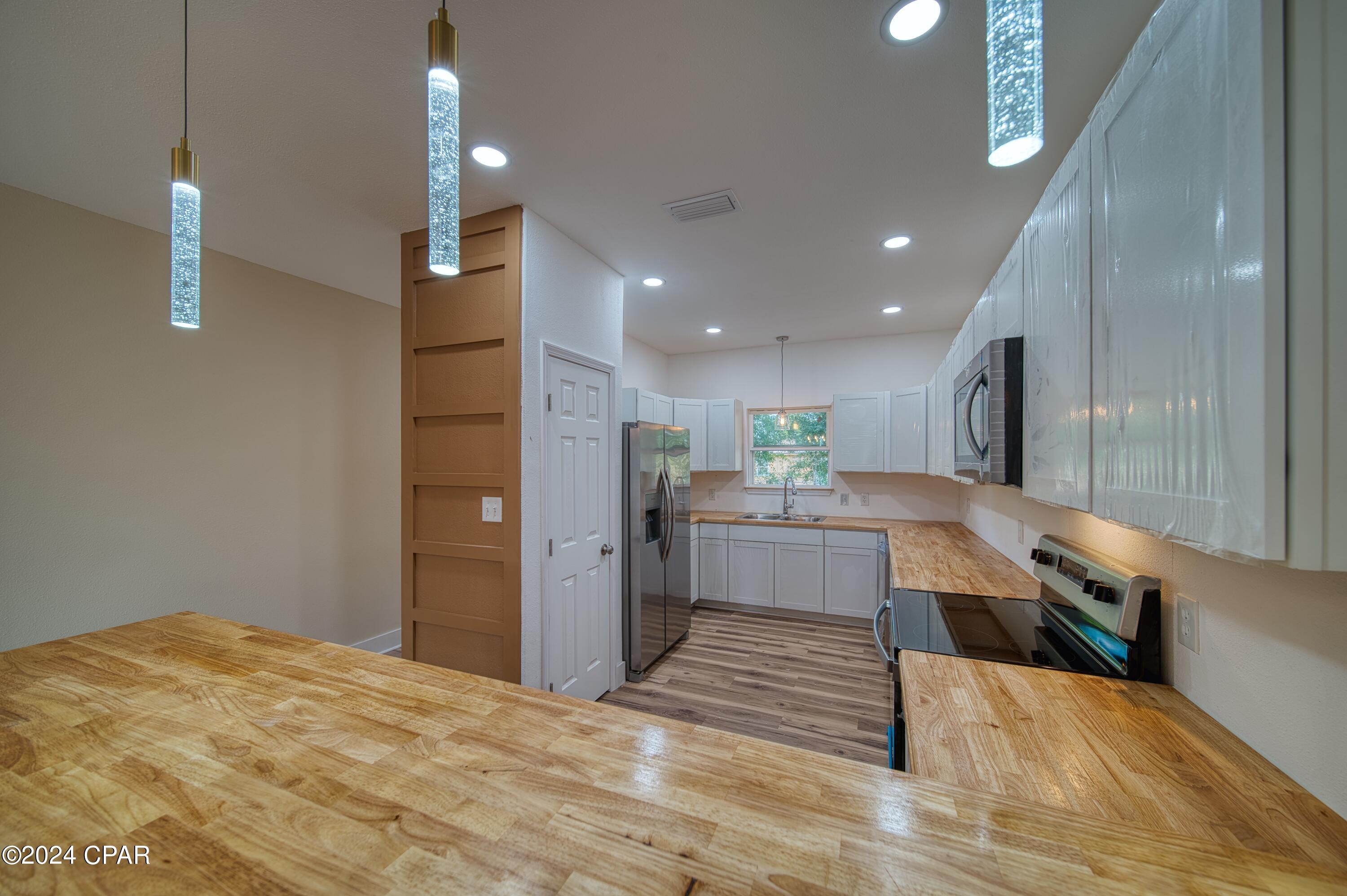 Towne & Country Lake Estates - Residential