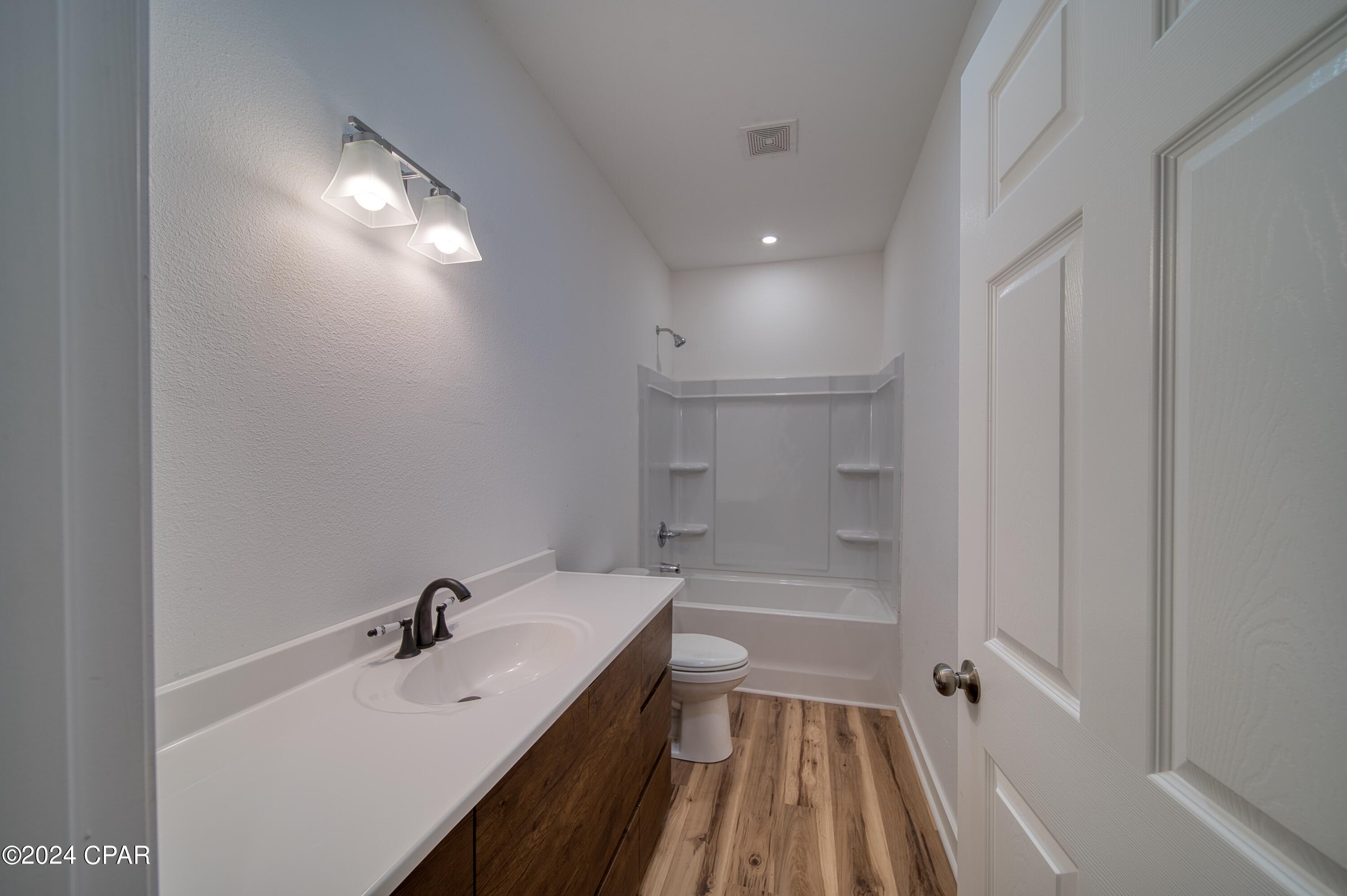 Towne & Country Lake Estates - Residential