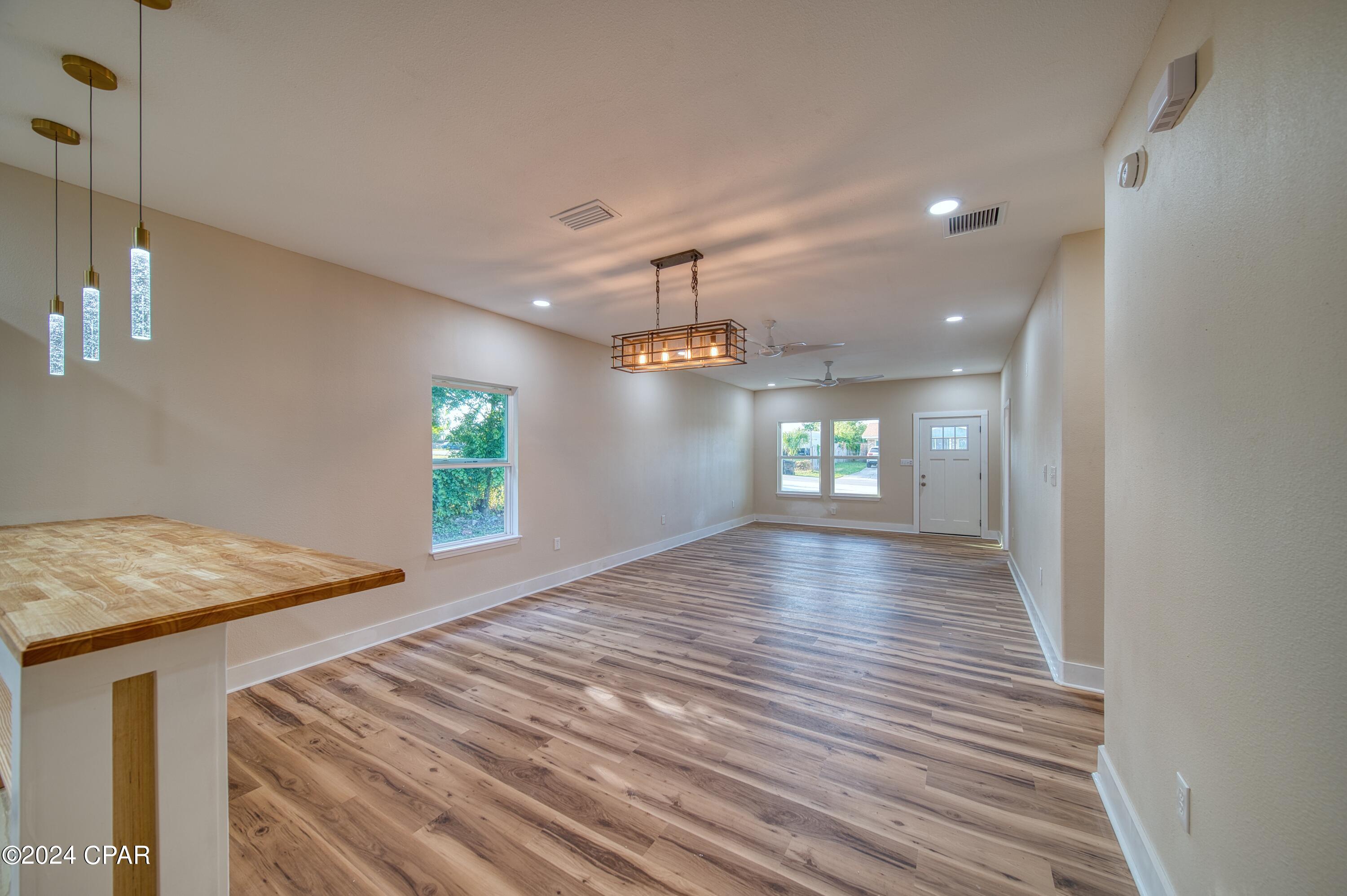 Towne & Country Lake Estates - Residential