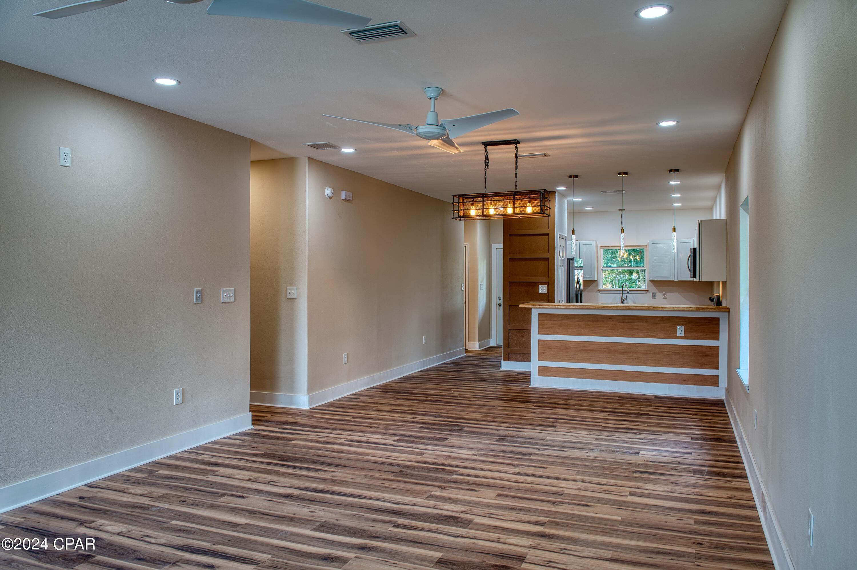 Towne & Country Lake Estates - Residential