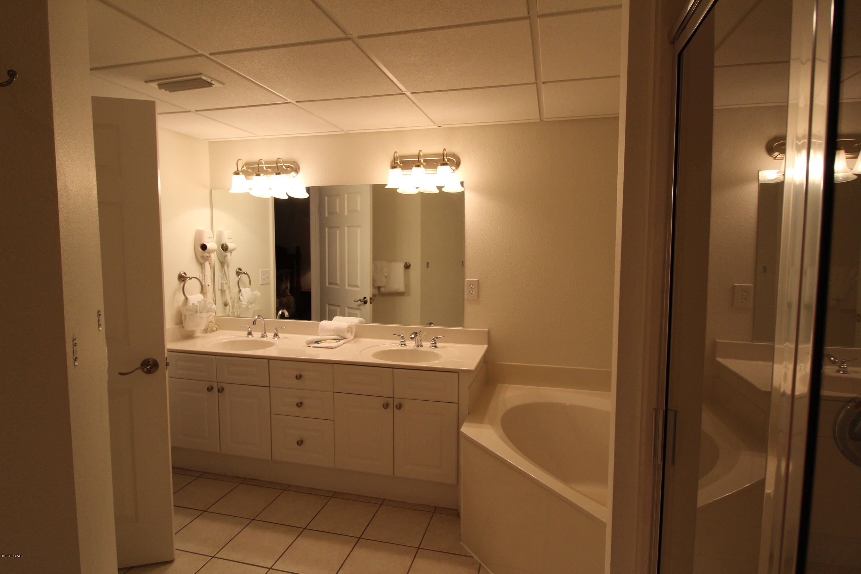 Emerald Beach Resort - Residential