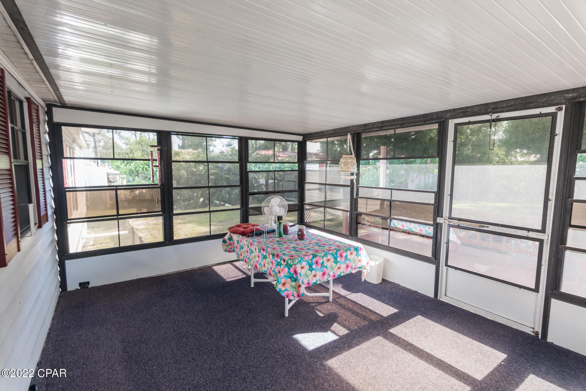 North Lagoon Oaks 7th Add - Residential