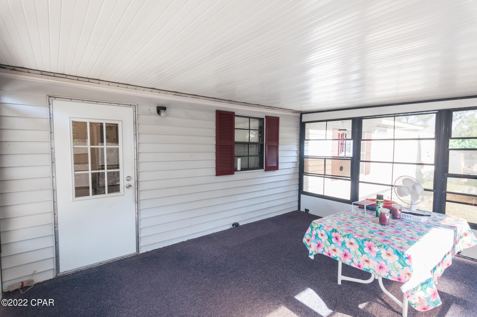 North Lagoon Oaks 7th Add - Residential