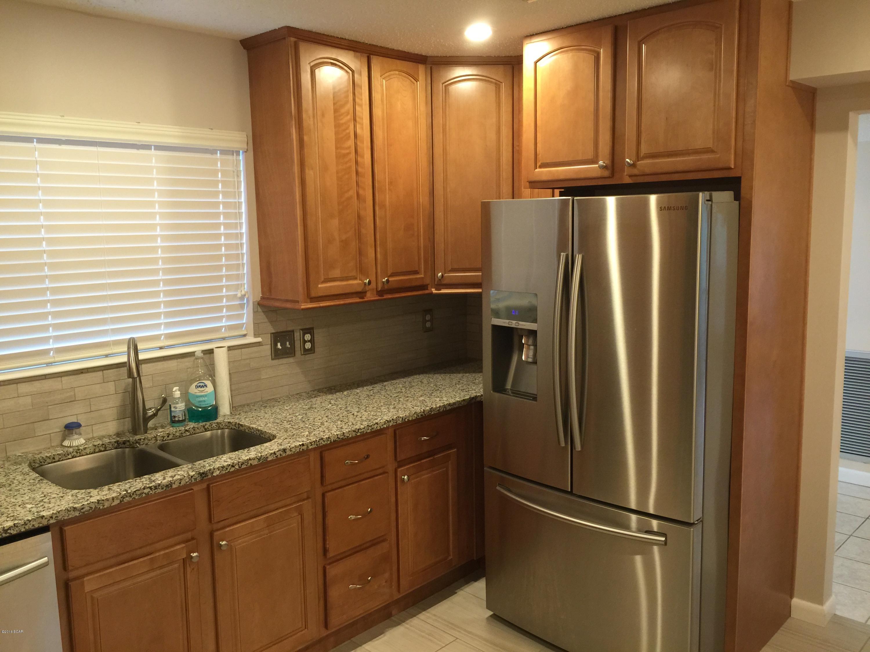 Baywood Shores Est Unit 5 - Residential