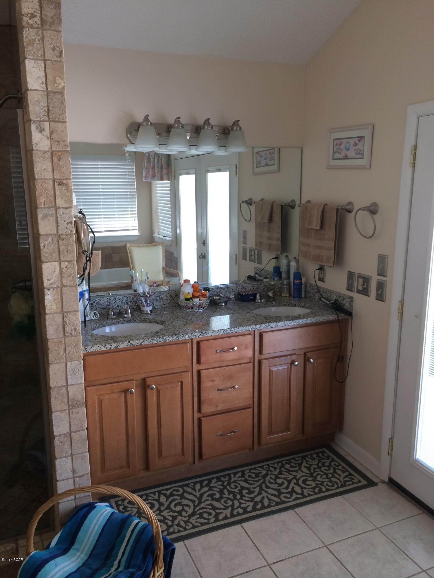 Baywood Shores Est Unit 5 - Residential