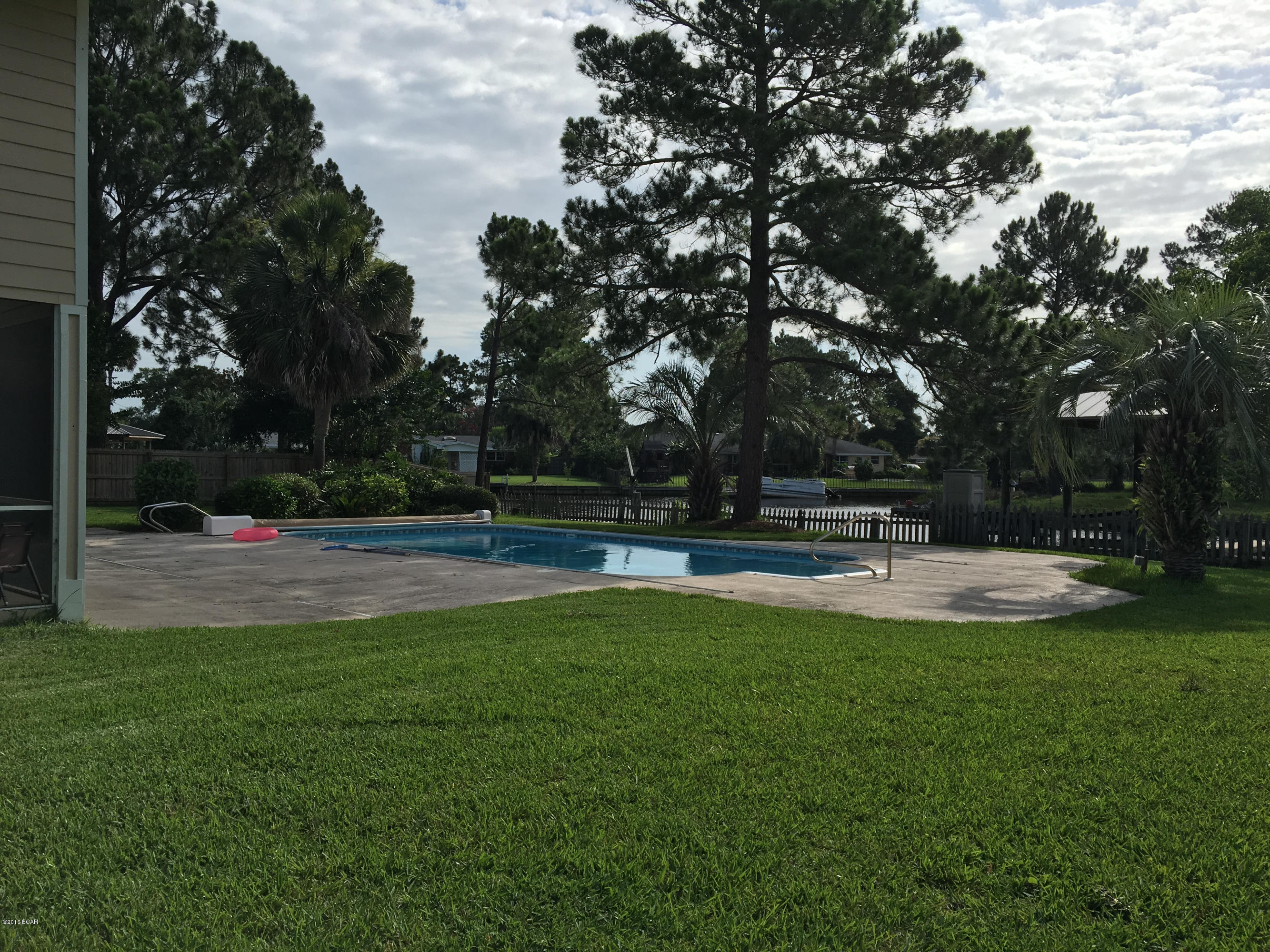 Baywood Shores Est Unit 5 - Residential