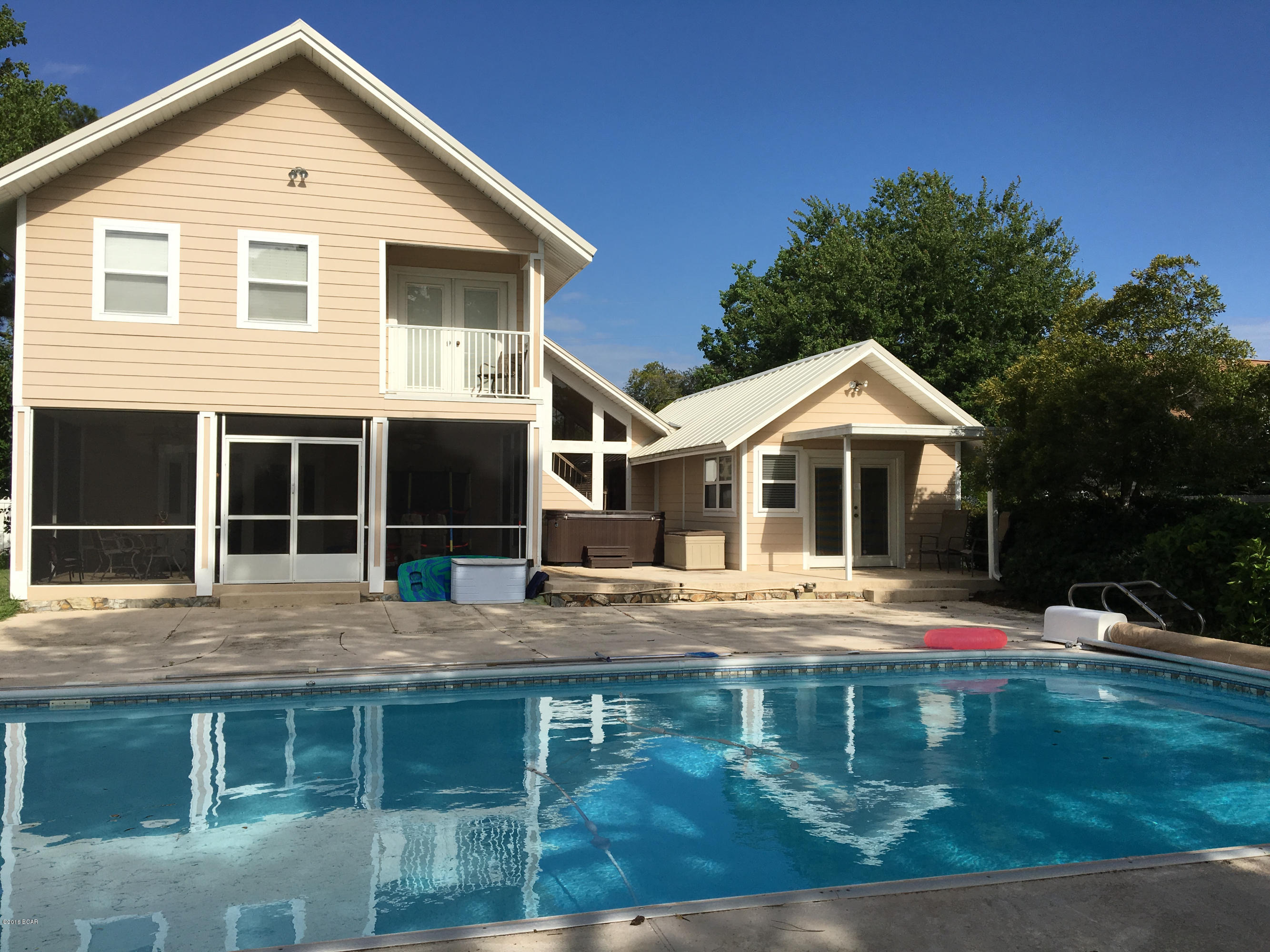 Baywood Shores Est Unit 5 - Residential