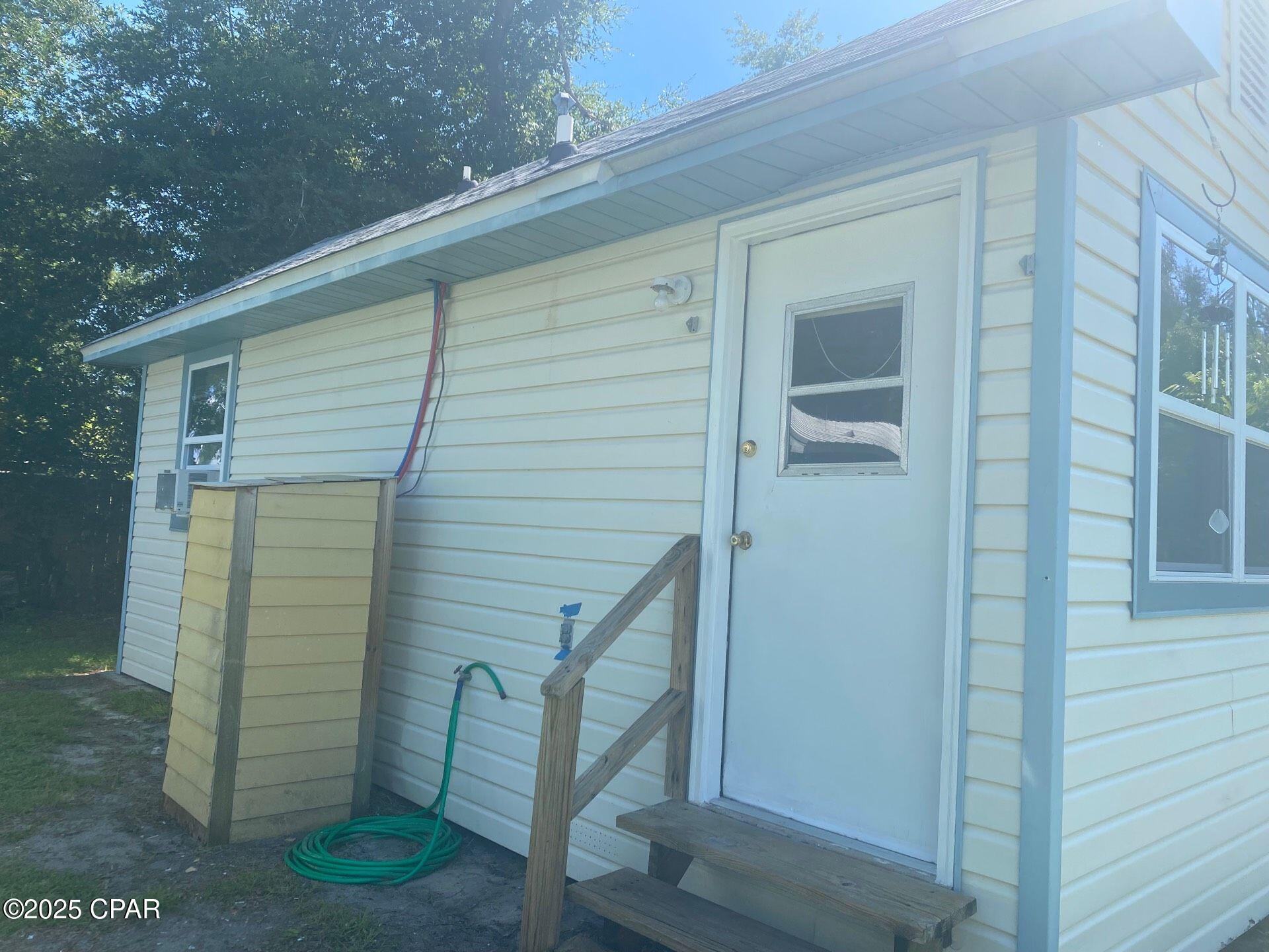 [No Recorded Subdiv] - Residential Lease