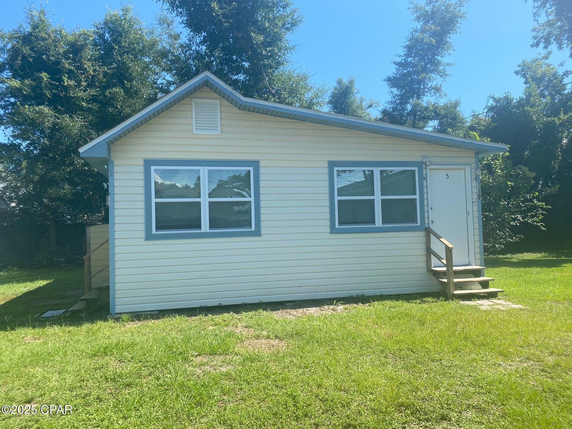 [No Recorded Subdiv] - Residential Lease