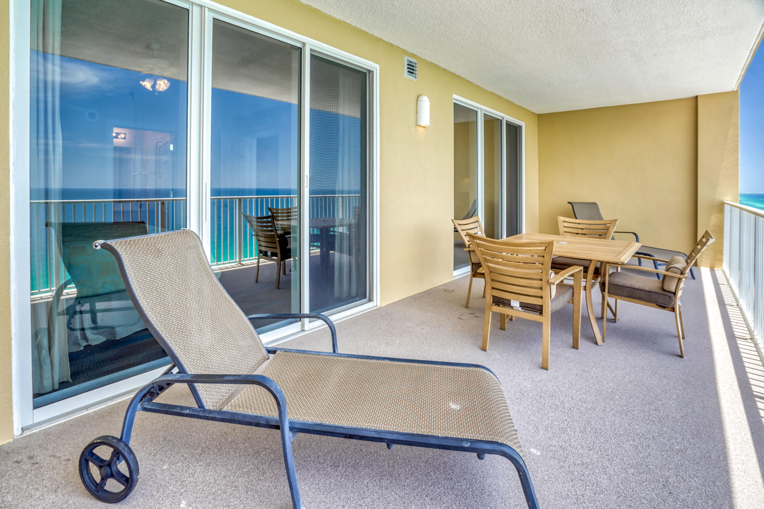 Tropic Winds - Residential