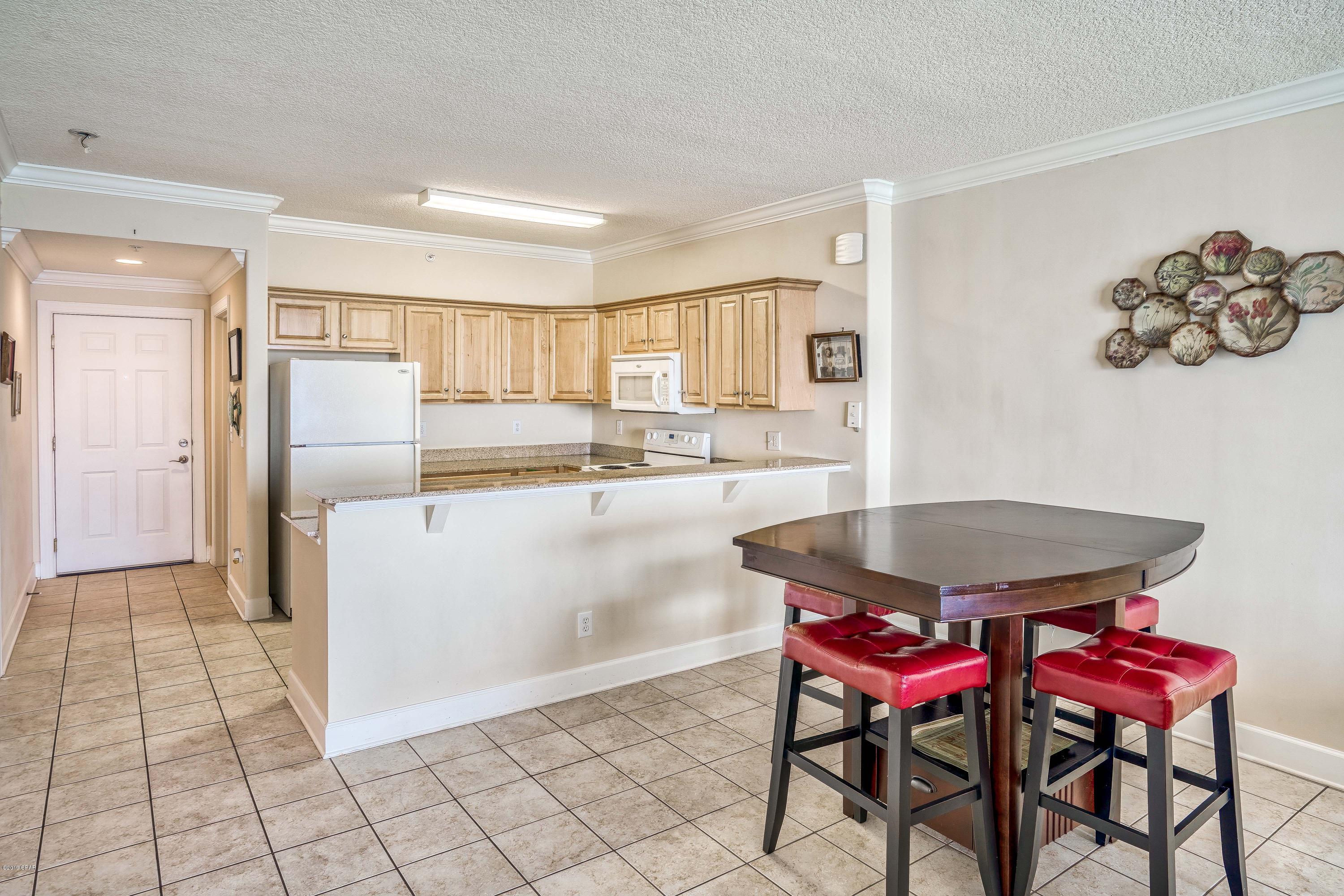 Tropic Winds - Residential