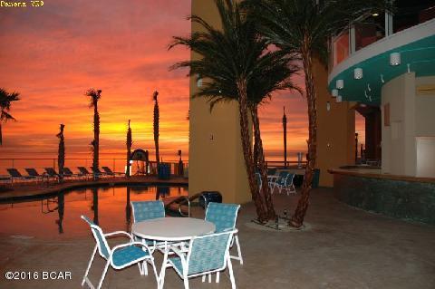 Splash Condo - Residential