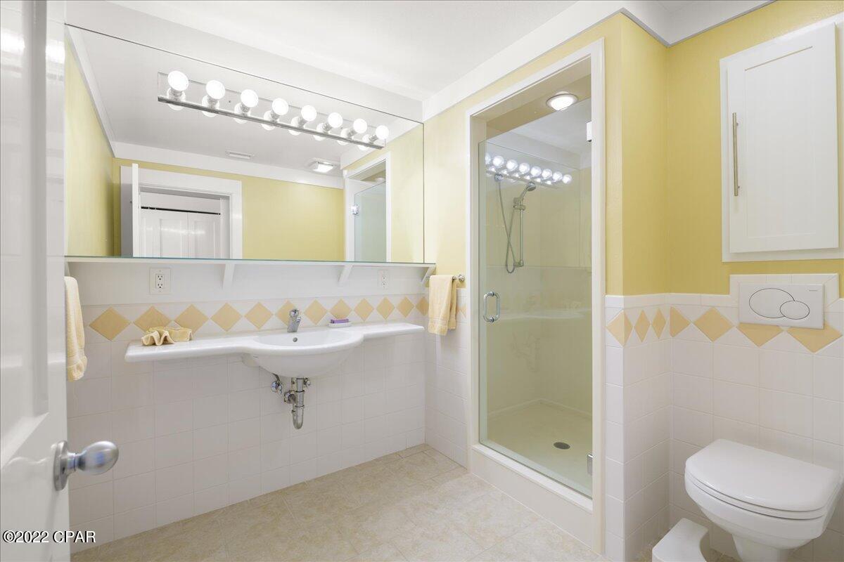 Shoreline Villas Twnhouse - Residential