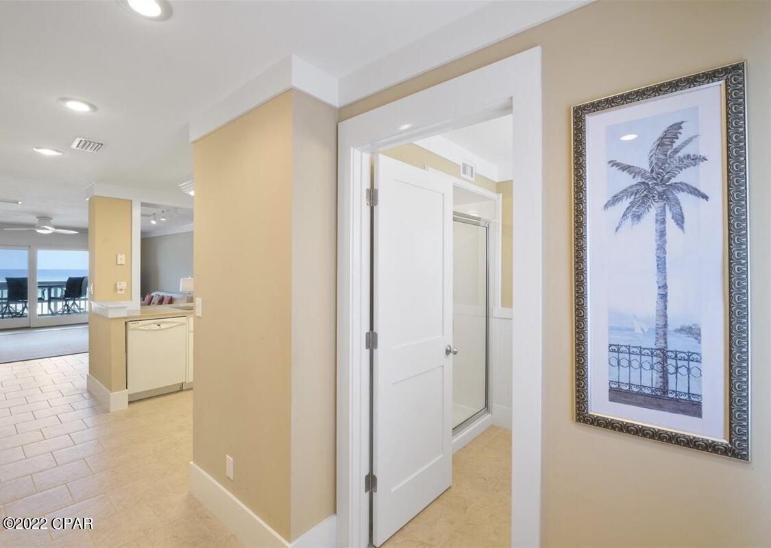Shoreline Villas Twnhouse - Residential