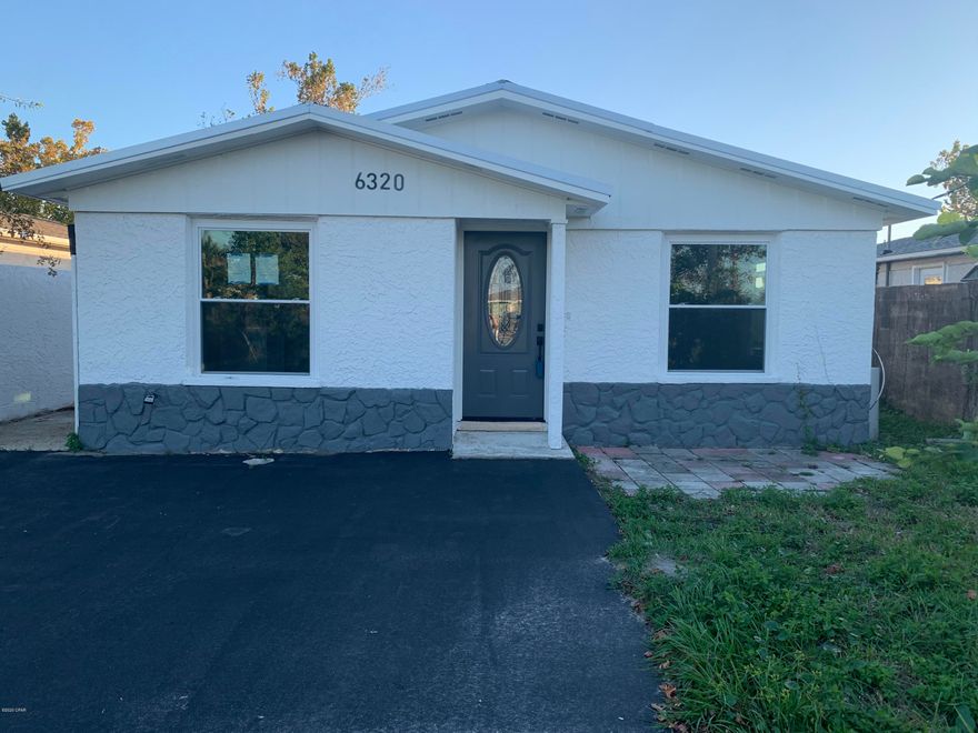 CURRENTLY UNDER CONTRACT, SELLER ACCEPTING BACKUP OFFERS Completely renovated home in Callaway!! This beautiful 3 bedroom 2 bath home is move in ready and has all the modern upgrades. The home has been completely redone and has a new roof, new AC, new stainless appliances, and vinyl plank flooring throughout. Convenient to Tyndall Air Force Base, schools, and shopping, this would be a perfect home for a first time home buyer.