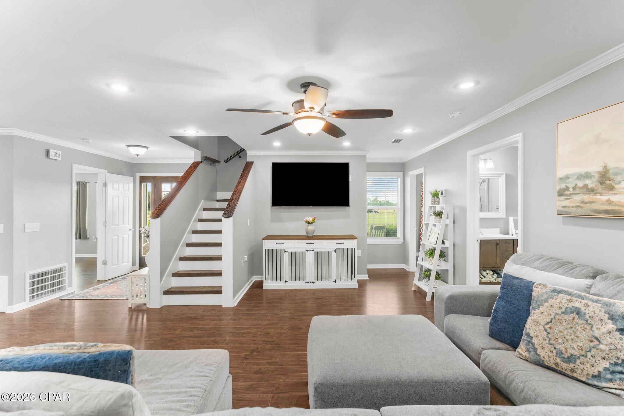 Grand Ridge - Residential