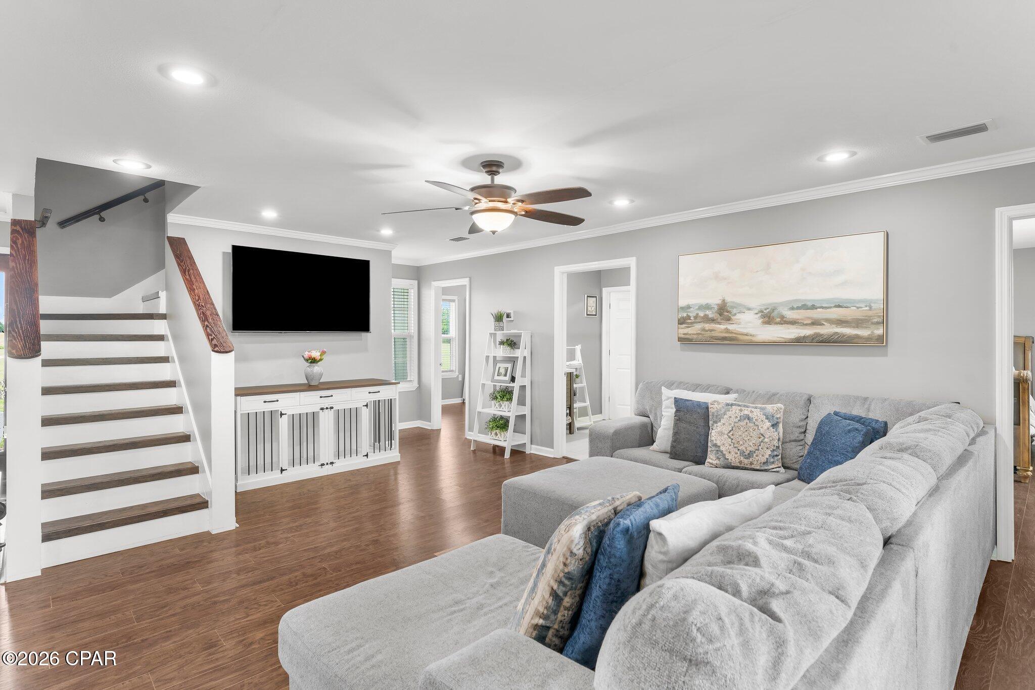 Grand Ridge - Residential