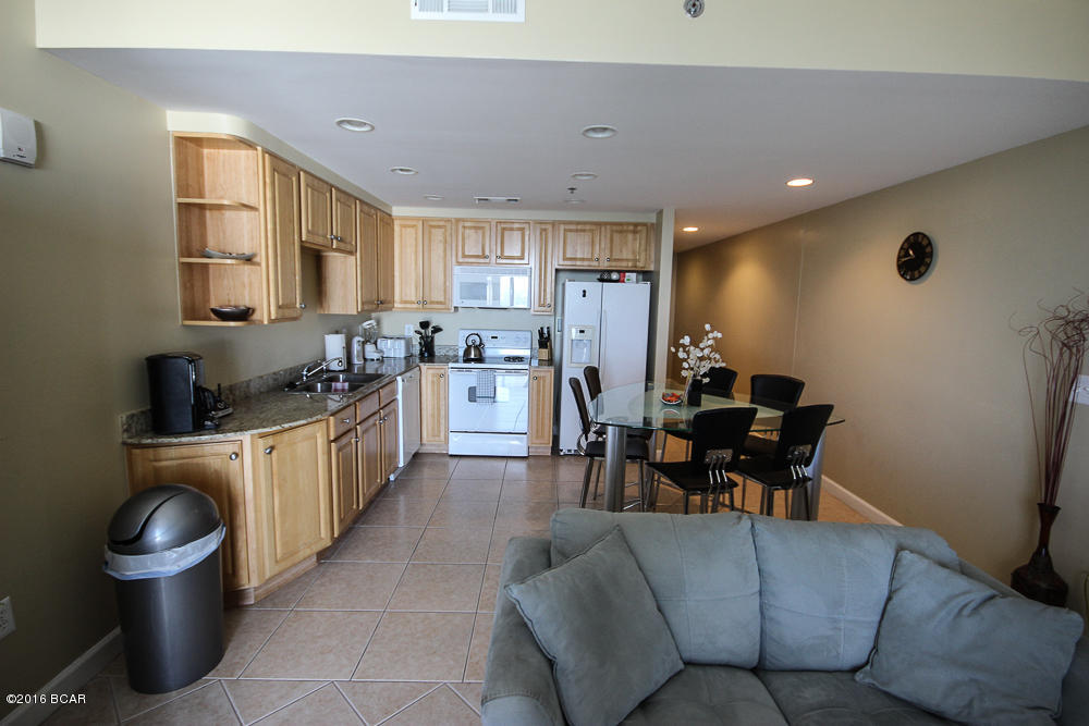 Splash Condo - Residential