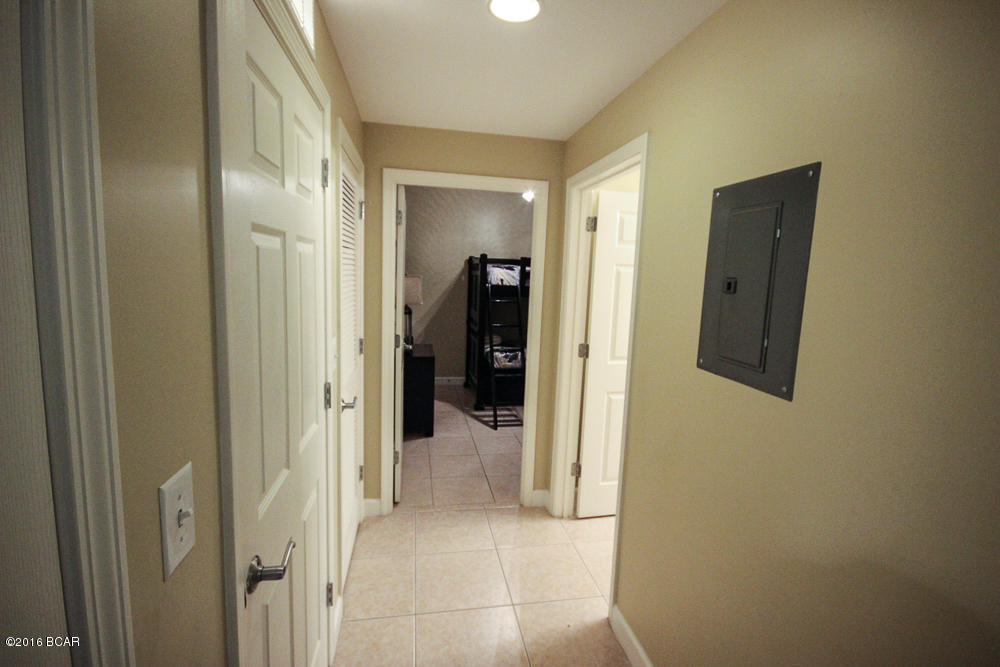 Splash Condo - Residential