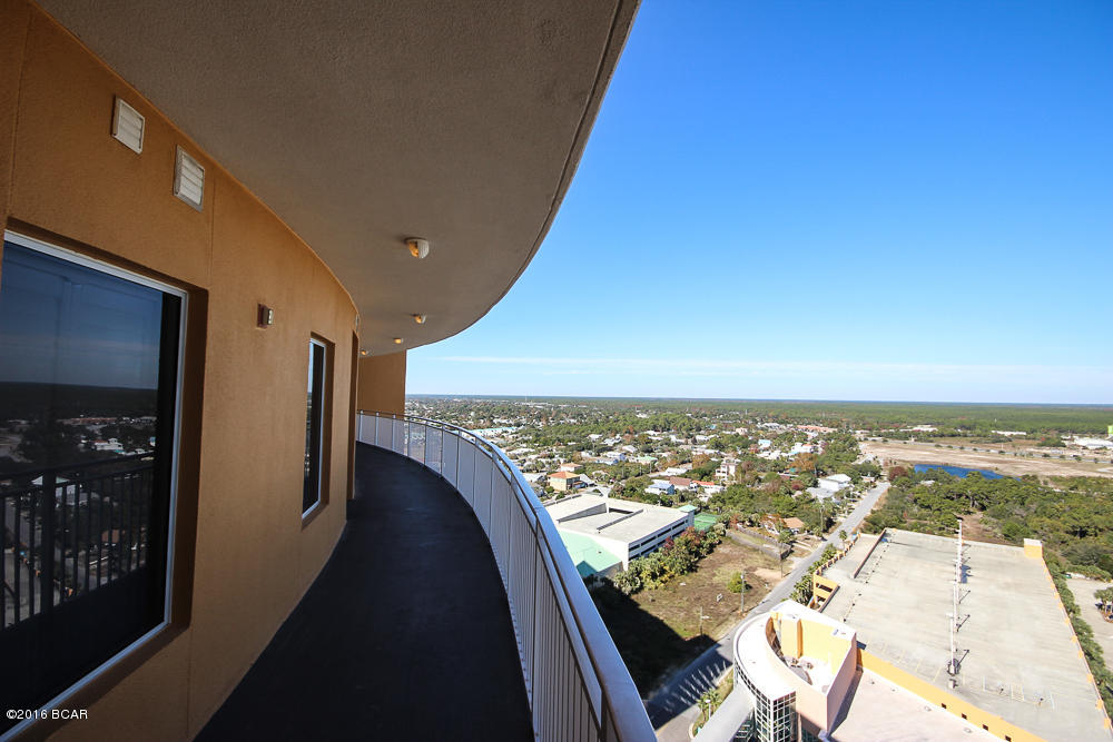 Splash Condo - Residential