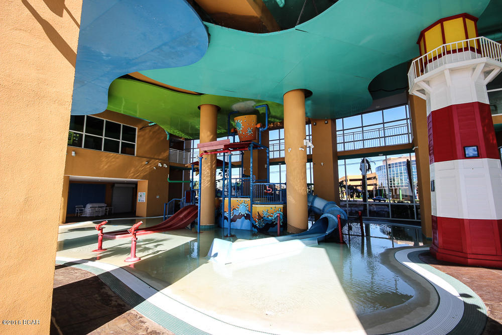 Splash Condo - Residential