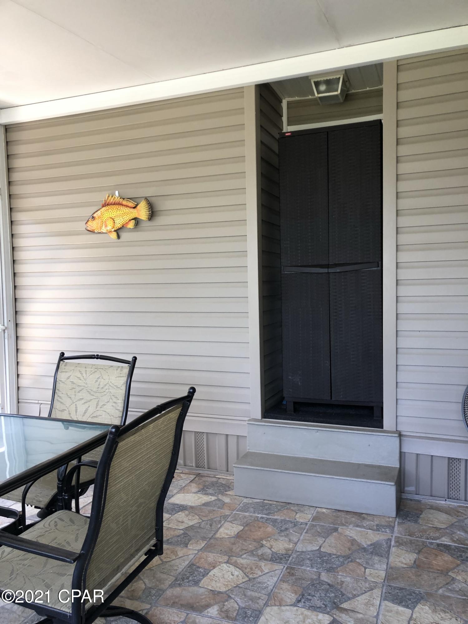 Emerald Pointe Resort - Residential Lease