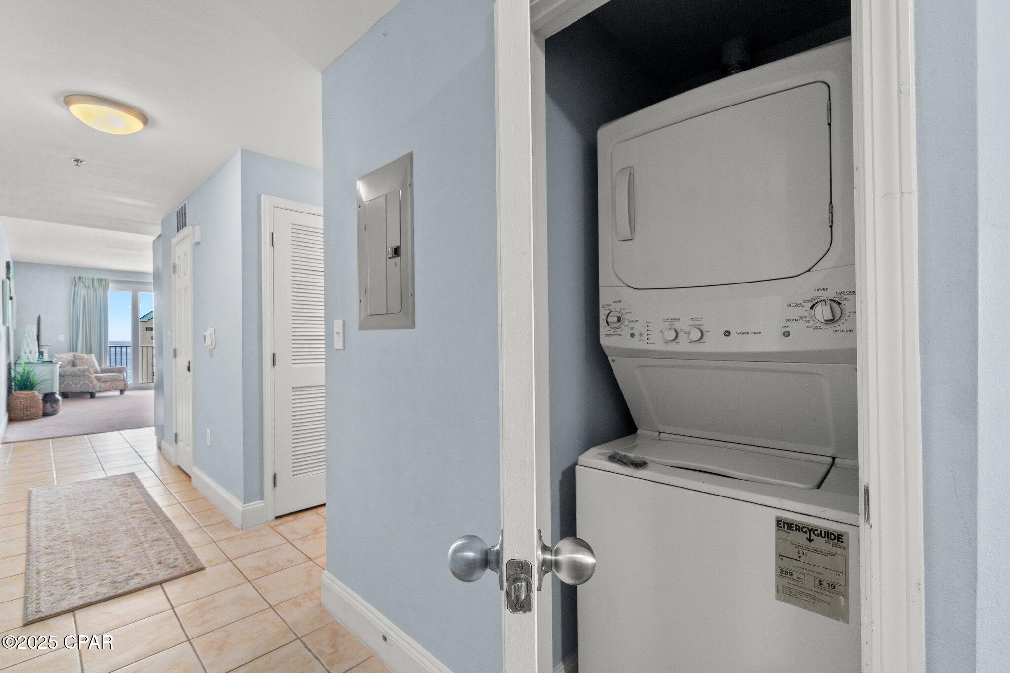 Laketown Wharf - Residential