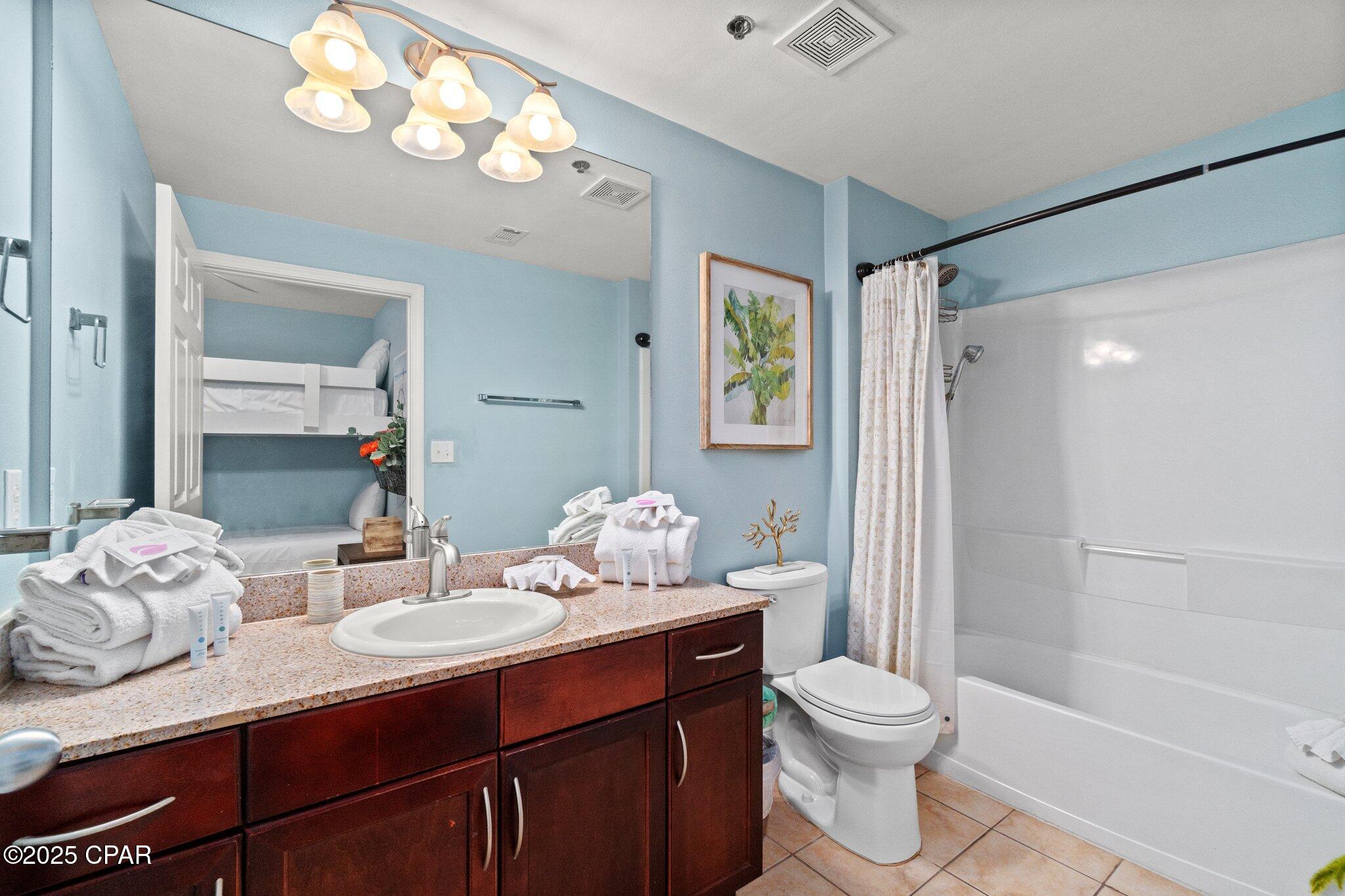 Laketown Wharf - Residential