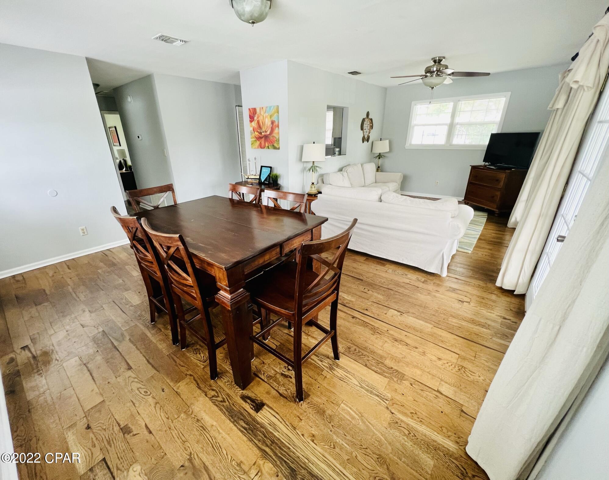 Laguna Beach Plaza - Residential